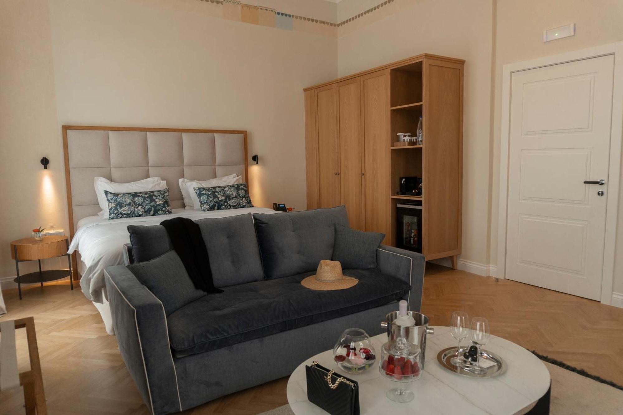 Epicure Suites Kavala Bagian luar foto