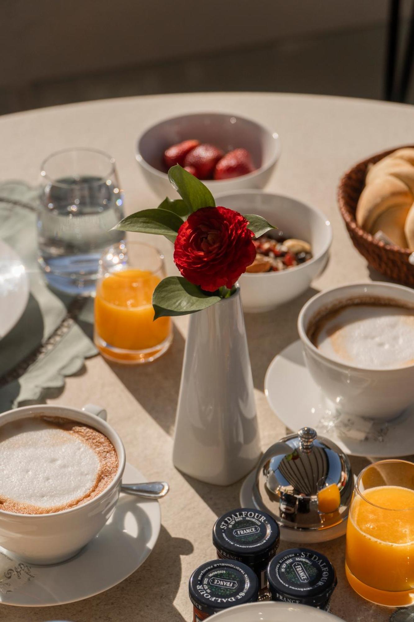 Epicure Suites Kavala Bagian luar foto